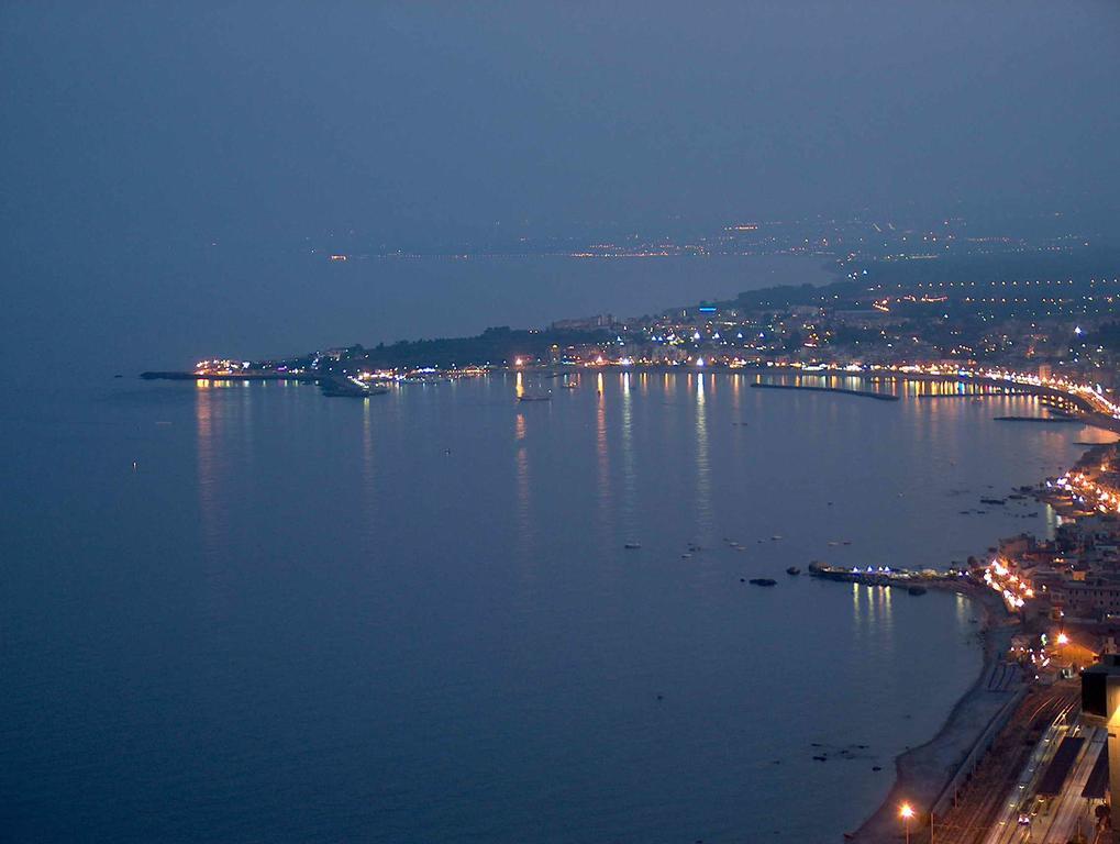 B&B Villa Accademia Giardini-Naxos Exterior foto